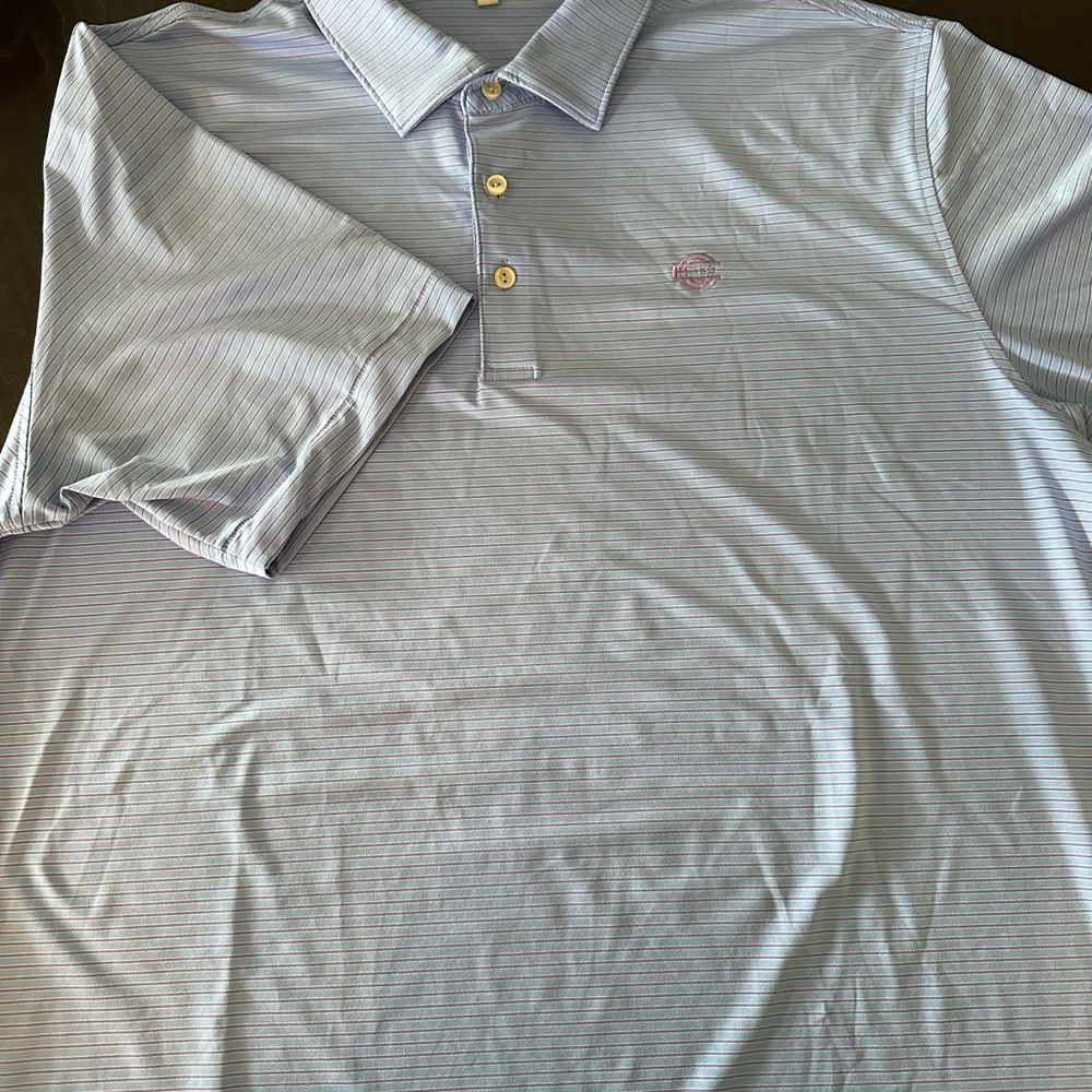 Men’s golf shirt